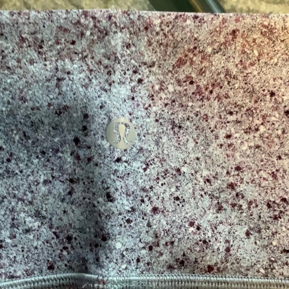 Lululemon blue with purple speckle leggings 8 - Picture 4 of 4